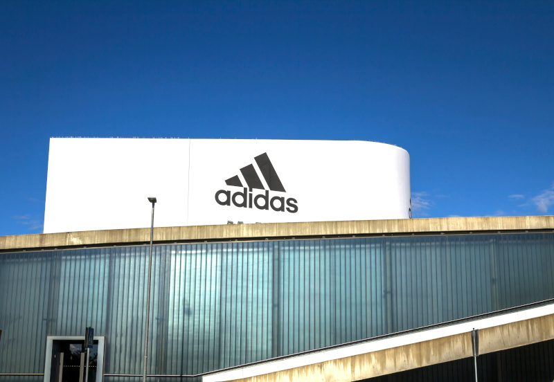 Adidas Geschäft